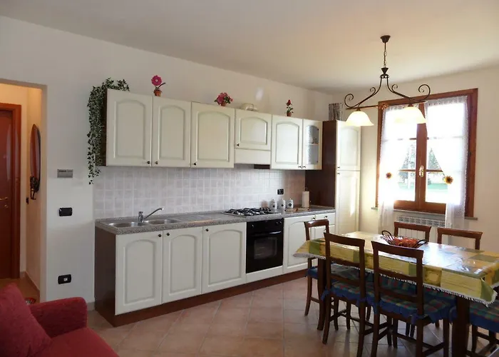Podere San Pierino 公寓 *